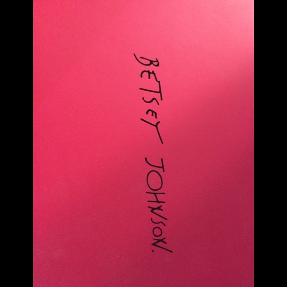 ❤️Pretty Bootties❤️ - Picture 4 of 4